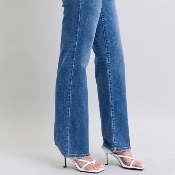 High Waist V- Front Vintage Wash Straight Jeans - Picture 12 of 16